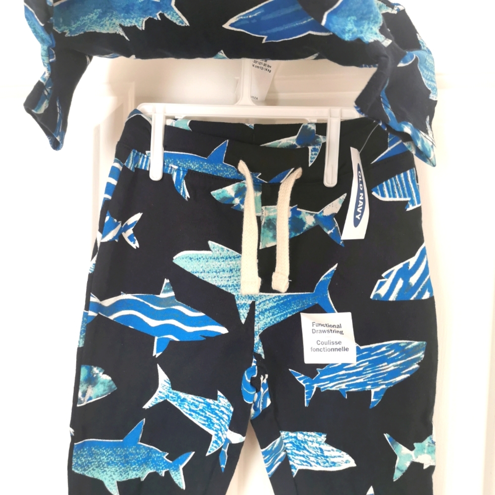 BNWT Old Navy 2-piece set size 18-24 m - Picture 3 of 5